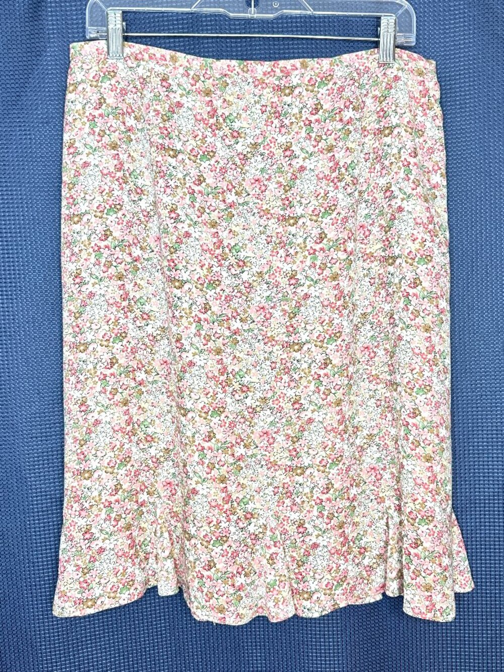Vintage Talbot 100% Silk Ditsy Floral Lined Knee Length Skirt, Size 14 Y2K Boho